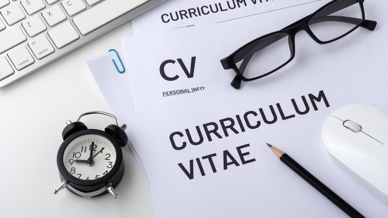 6 Cara Membuat CV Menarik agar Lolos ke Tahap Interview